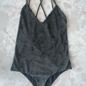 Acacia Swimwear Paradise Crew